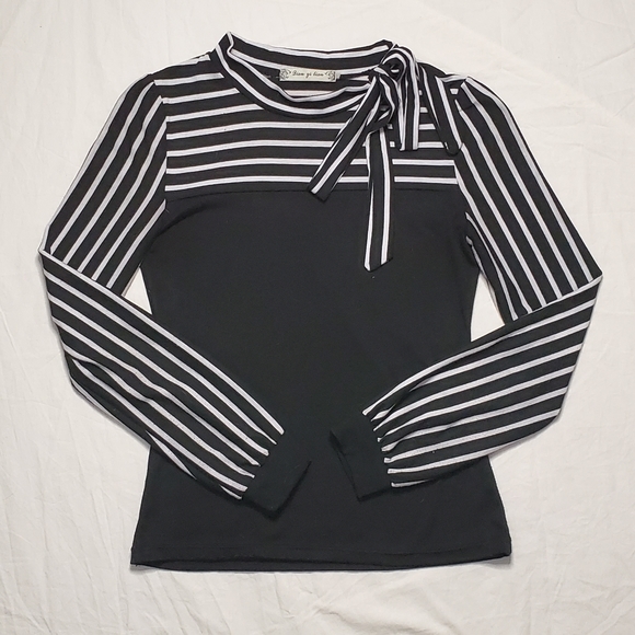 Lian Yi Lian White & Black Striped Blouse - Picture 1 of 6